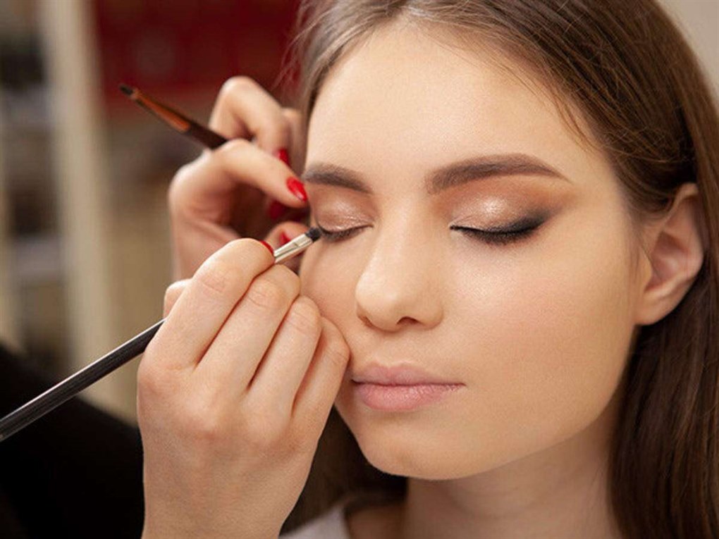 thmakeup1617098346.jpg